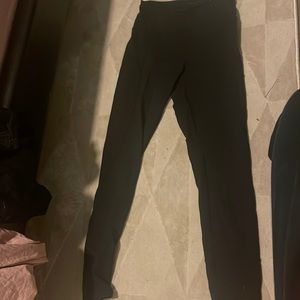 black lululemon leggings like new